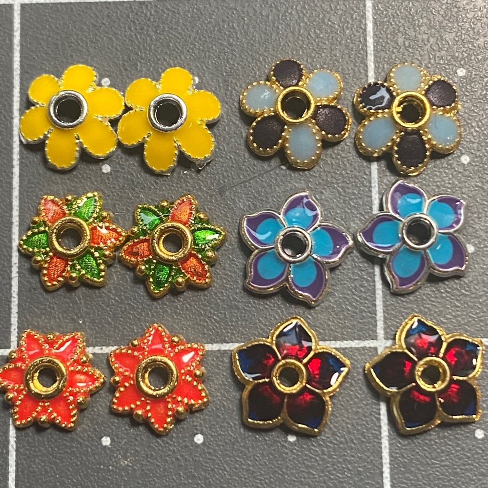 6mm Cloisonné Bead Cap (10)